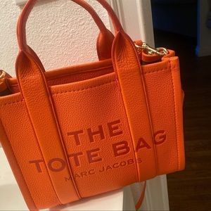 Marc jacobs mini tote bag